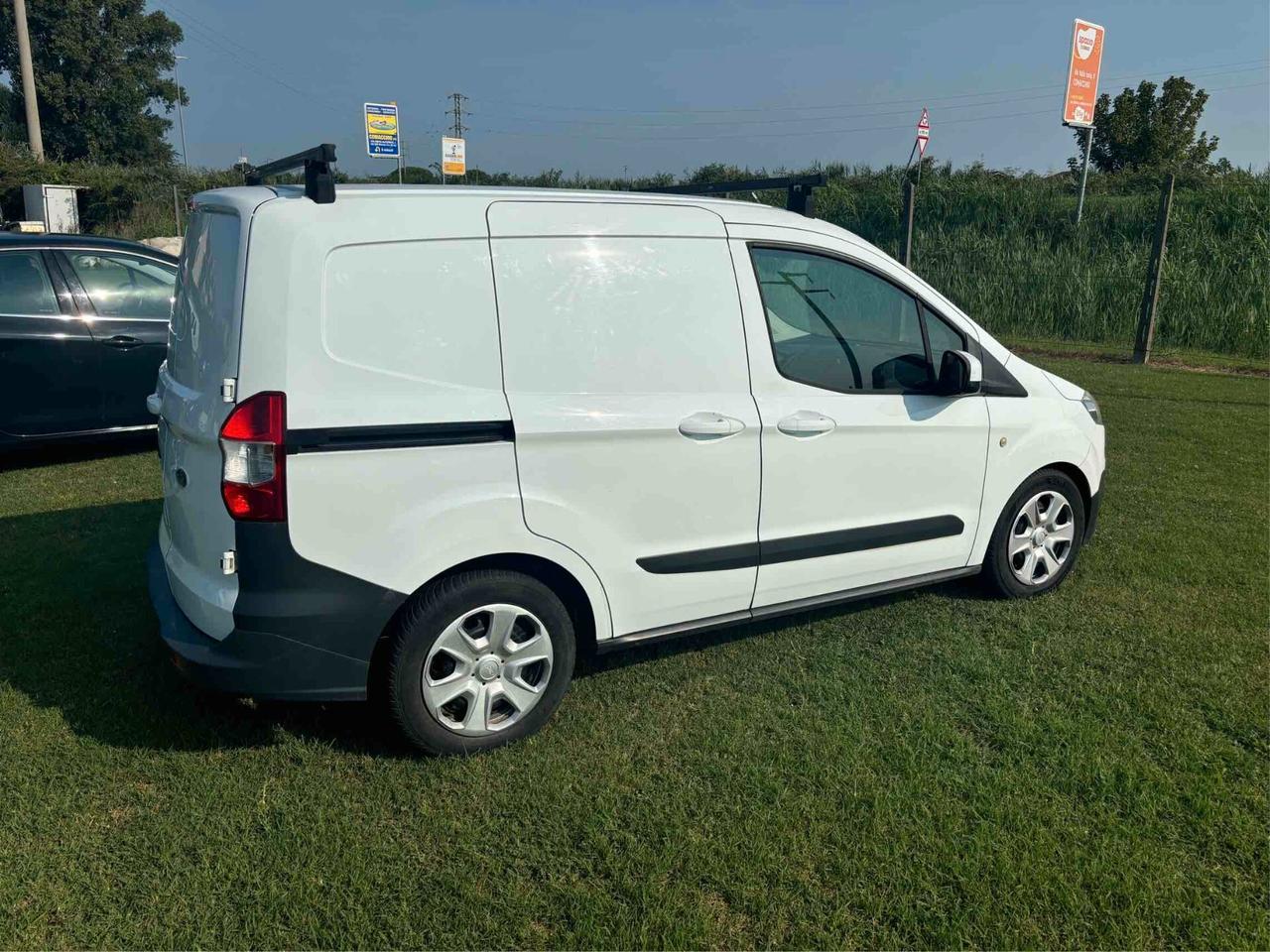 Ford Transit Courier Transit Courier 1.5 TDCi 75CV Van