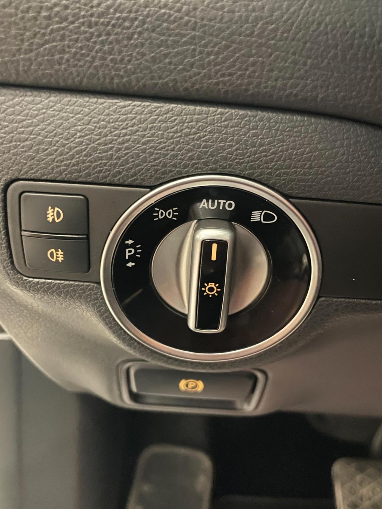 Mercedes-benz GLA 200 d Automatic 4Matic Premium Tetto Pelle