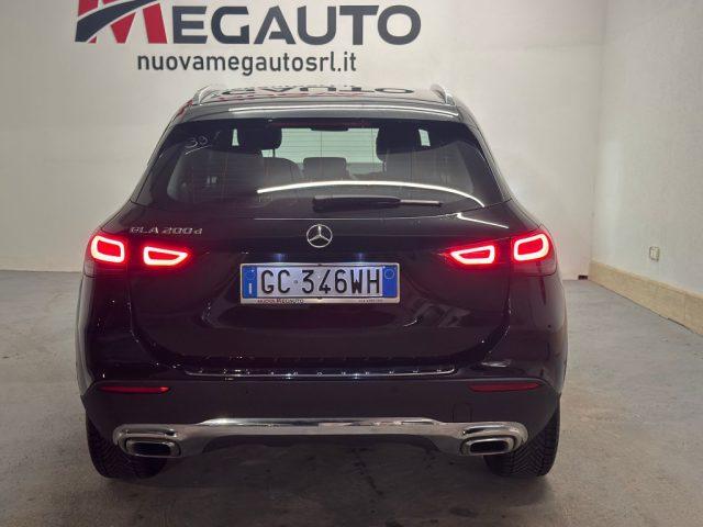 MERCEDES-BENZ GLA 200 d Automatic Sport Plus