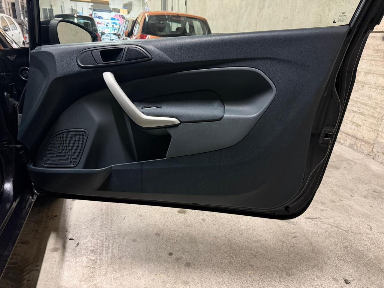 Ford Fiesta 1.4 TDCi 3pTitanium GARANZIA 12 mesi