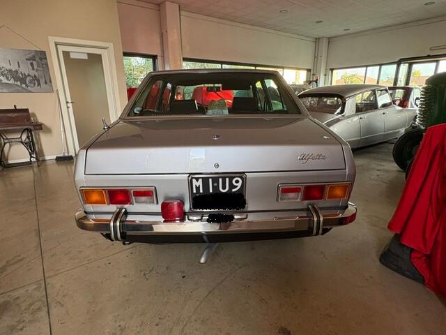 Alfa Romeo Alfetta scudo stretto prima serie 1800 iscritta ASI