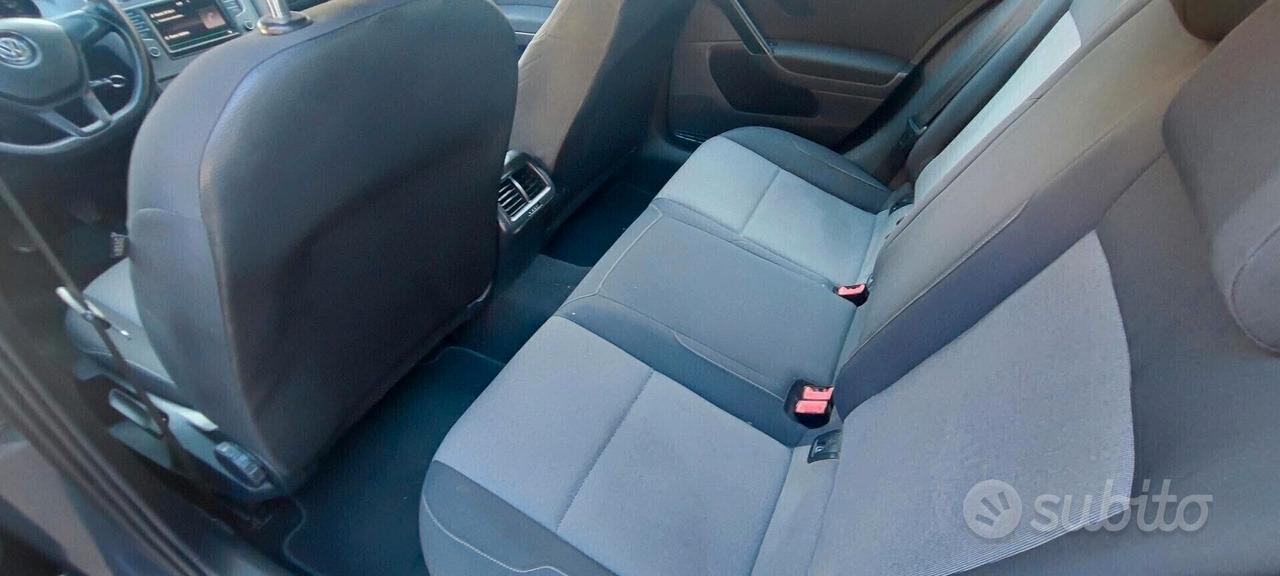 Golf 7 più Ford Fiesta per commercianti