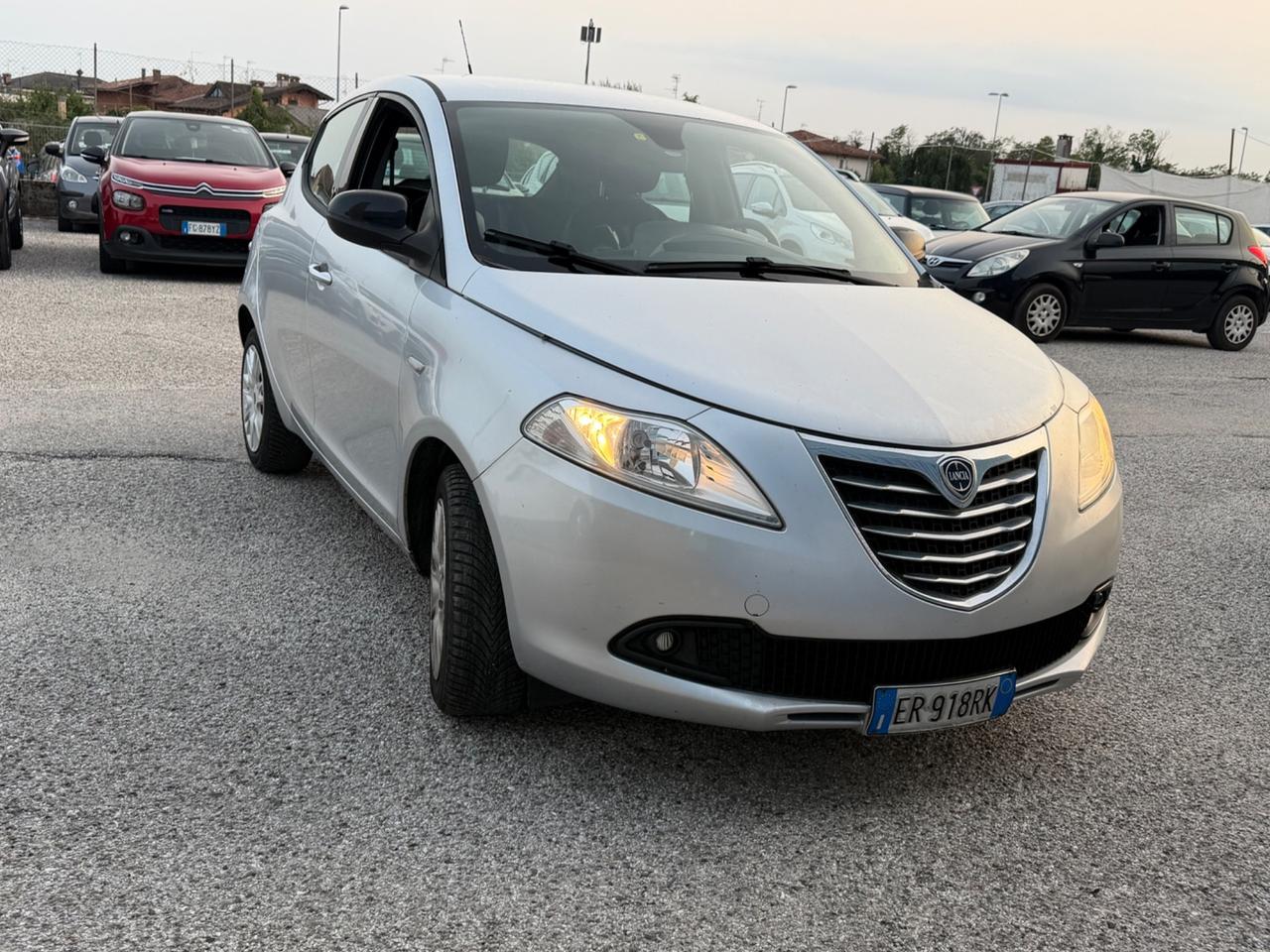 Lancia Ypsilon 1.2 69 CV 5 porte S&S Platinum