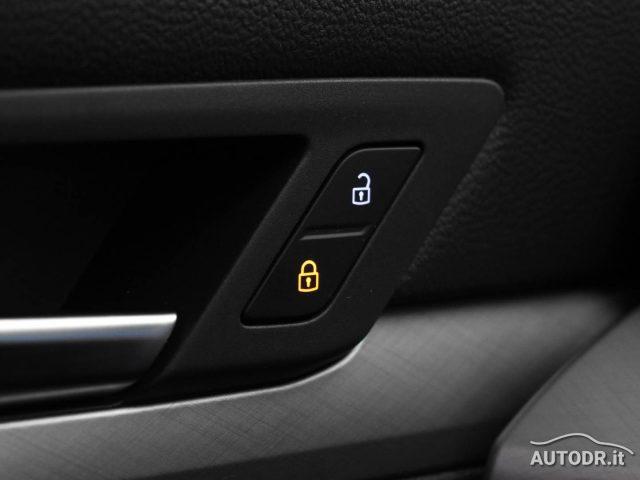 VOLKSWAGEN Golf Variant 2.0 TDI Life DSG Fari LED, App-Connect, ACC KM CER