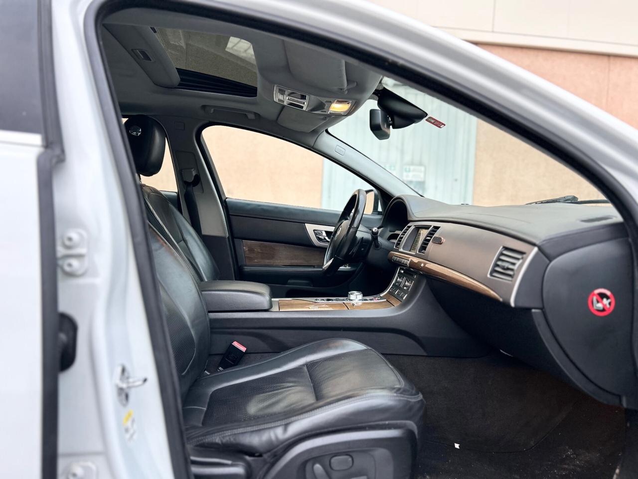 Jaguar XF 3.0 DS V6 Premium Luxury