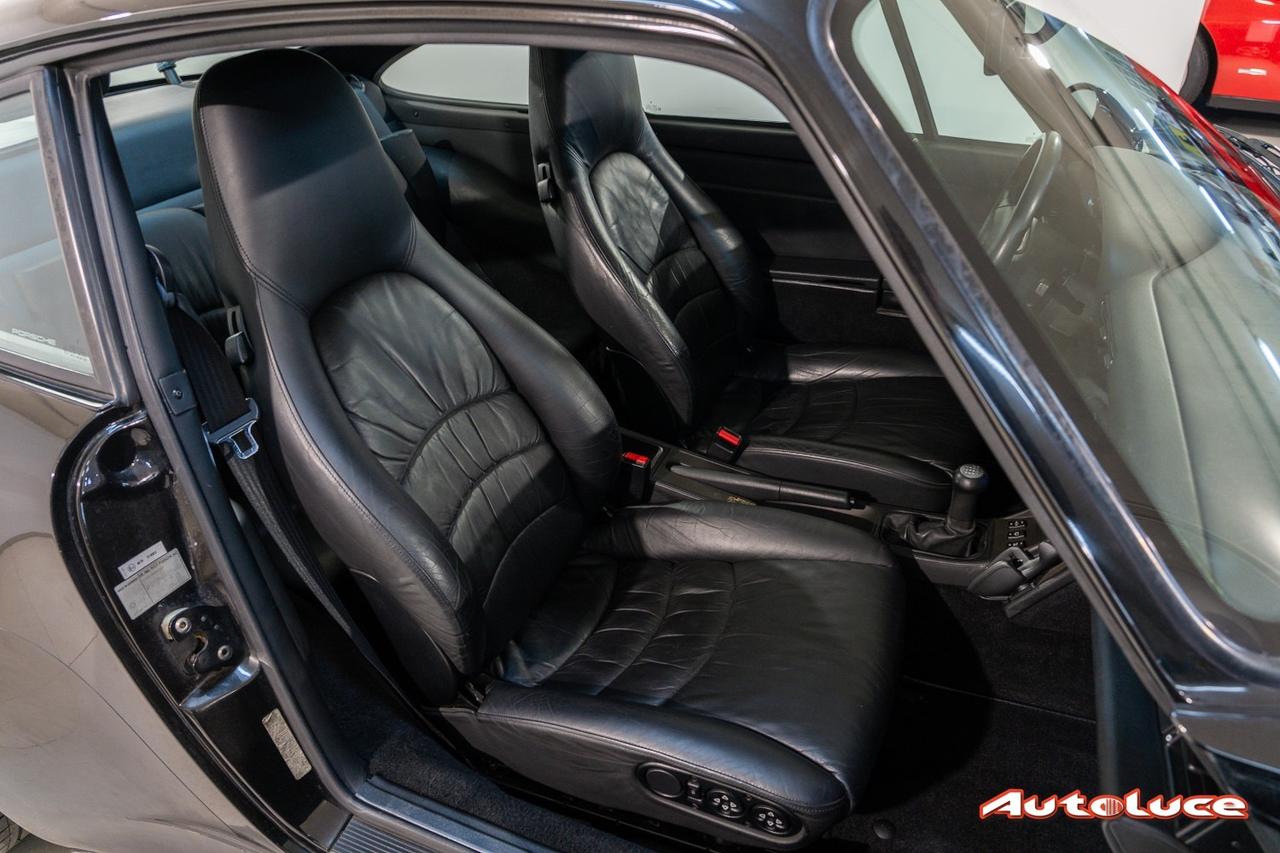 Porsche 993 Carrera 4S Coupé