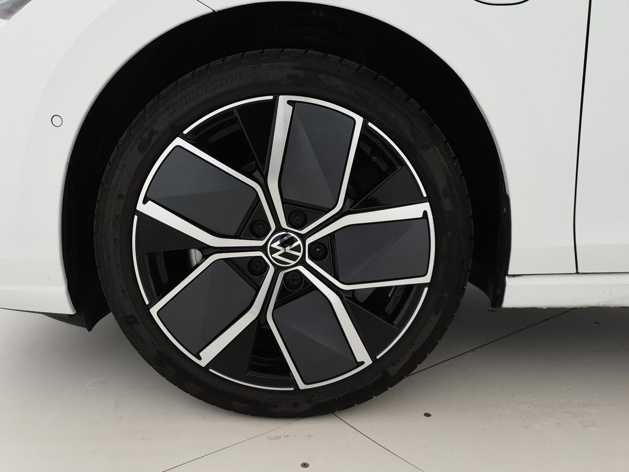 Volkswagen Golf 1.5 tsi ehybrid style 204cv dsg