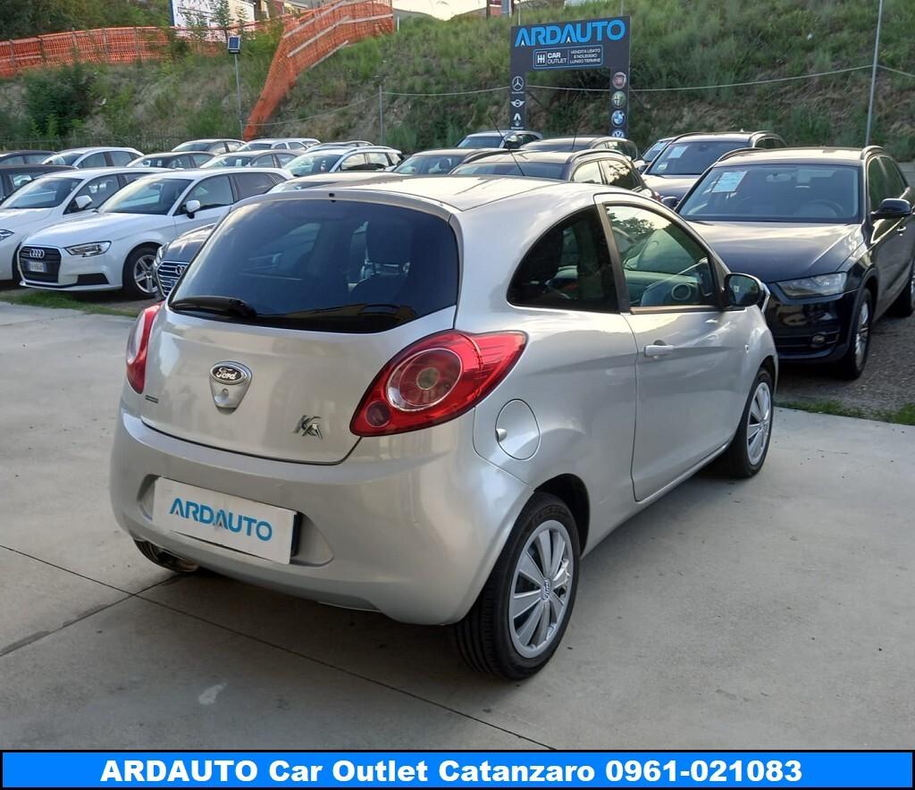 Ford Ka 1.2 Titanium 69 cv Neopatentati