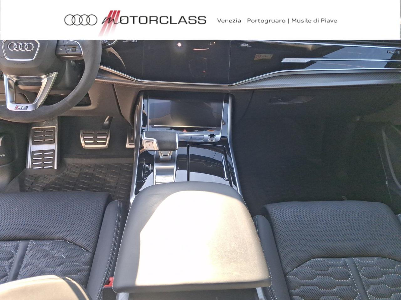 Audi RSQ8 rs 4.0 v8 mhev 48v 640cv performance tiptronic