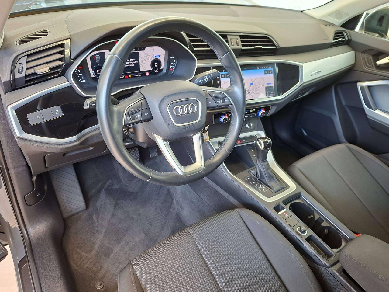 Audi Q3 35 2.0 tdi Business s-tronic 2 ANNI GARANZIA AYVENS