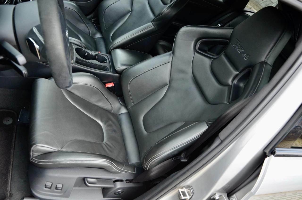AUDI RS4 AVANT 4.2 V8 QUATTRO 450cv S-TRONIC, CRONOLOGIA SERVICE COMPLETA, CARBOCERAMICA, SEDILI GUSCIO, DIFFERENZIALE SPORTIVO, DRC, SCARICO SPORTIVO, BANG & OLUFSEN, 20", PERMUTE