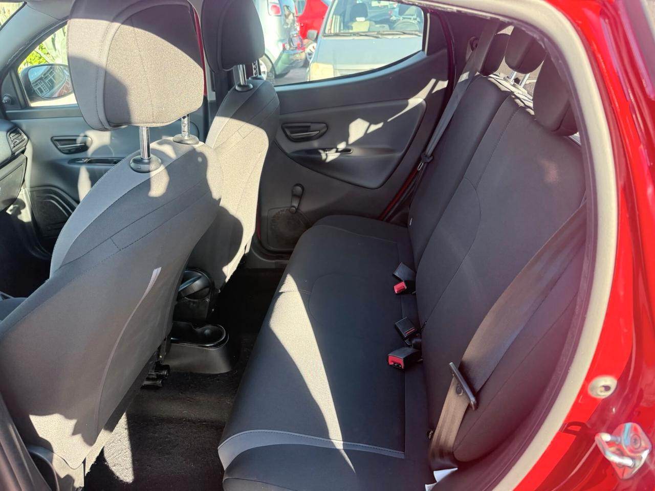 Lancia Ypsilon 1.2 69 CV 5 porte Silver