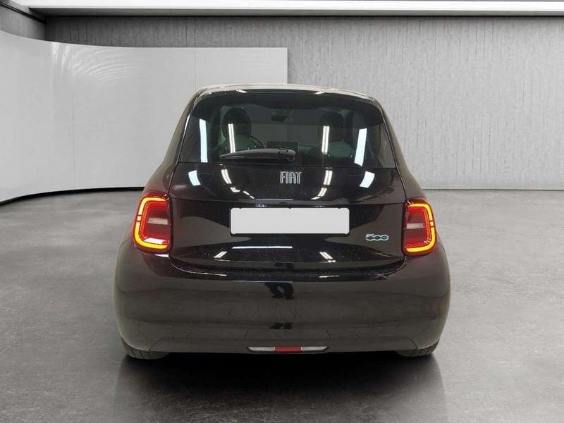 FIAT 500 500e 42 kWh La Prima
