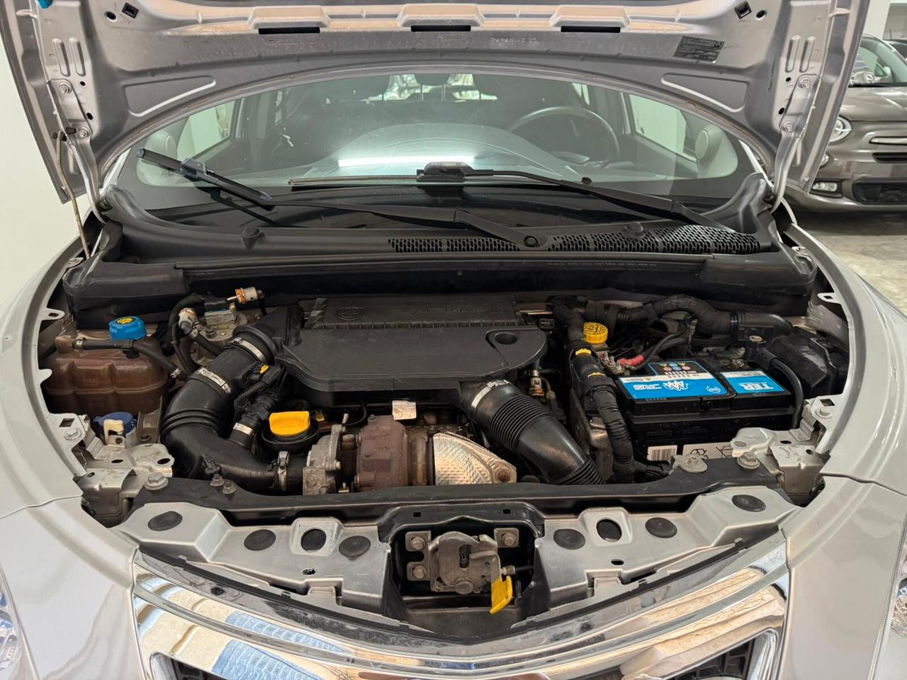 Lancia Ypsilon 1.3 MJT 16V 95 CV 5 porte S&S Gold