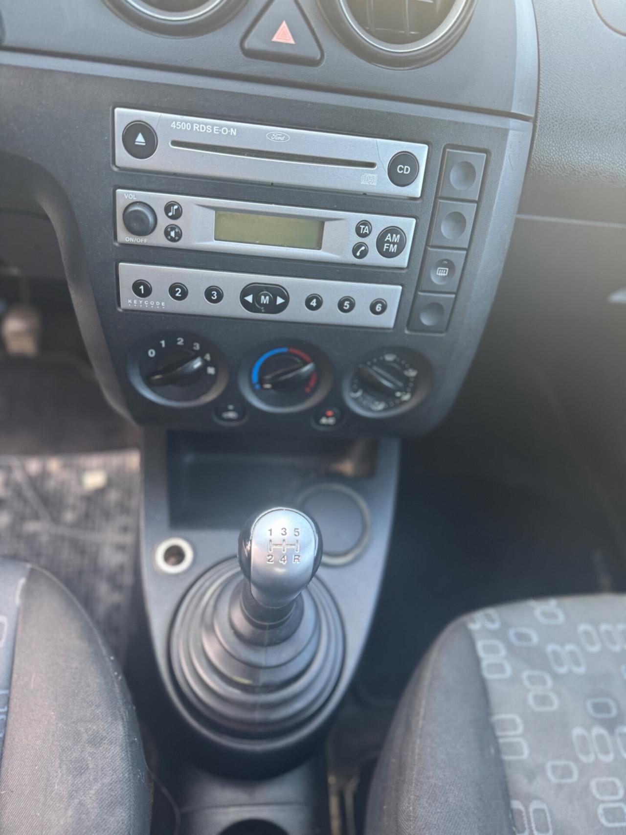 Ford Fiesta 1.4 TDCi 3p. Ghia