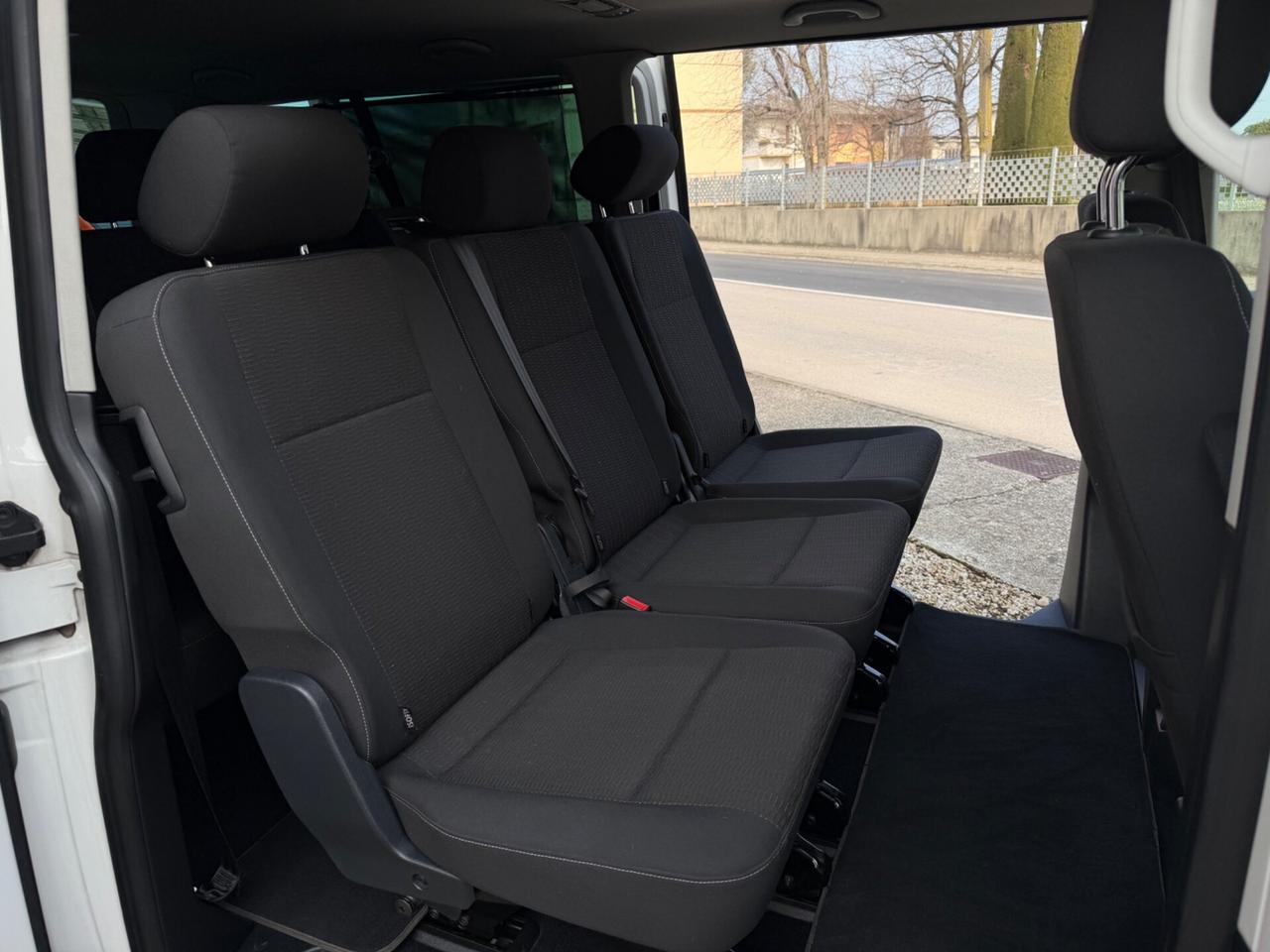 Volkswagen Caravelle 2.0 150CV DSG 9 POSTI