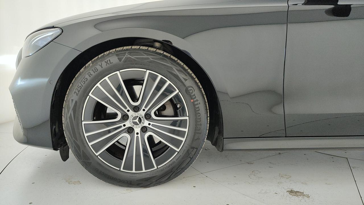 Mercedes-Benz E 200 d Advanced auto