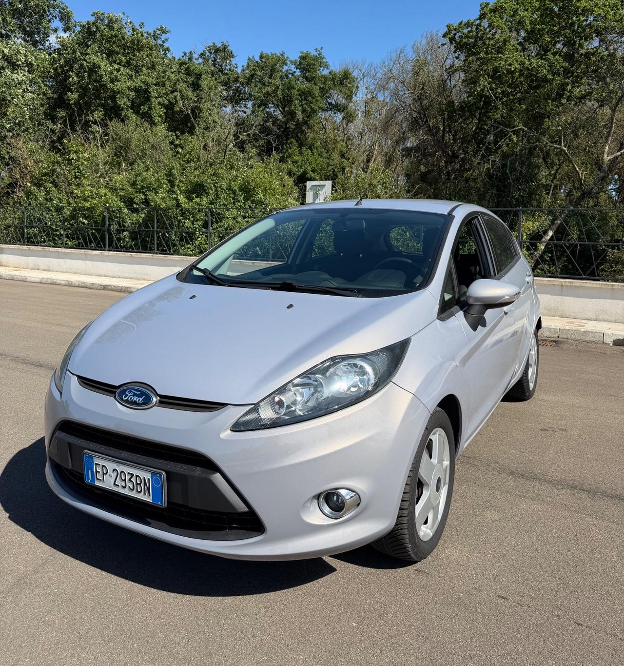 Ford Fiesta Ikon 1.4 16V 5p.Bz.- GPL Business