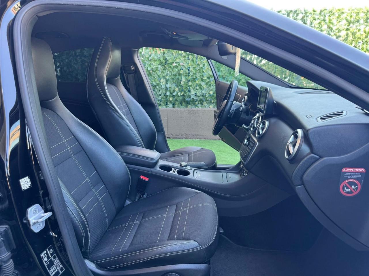 Mercedes-benz A 180 CDI Automatic Dark Night Edition