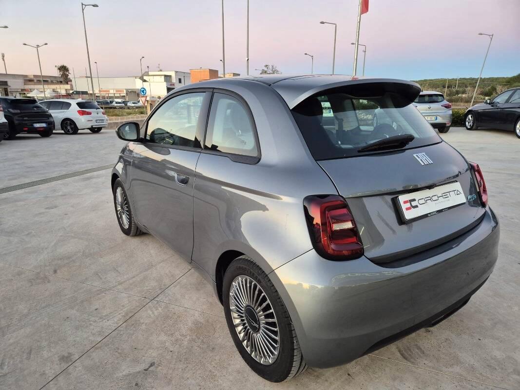 Fiat 500 42 kWh La Prima