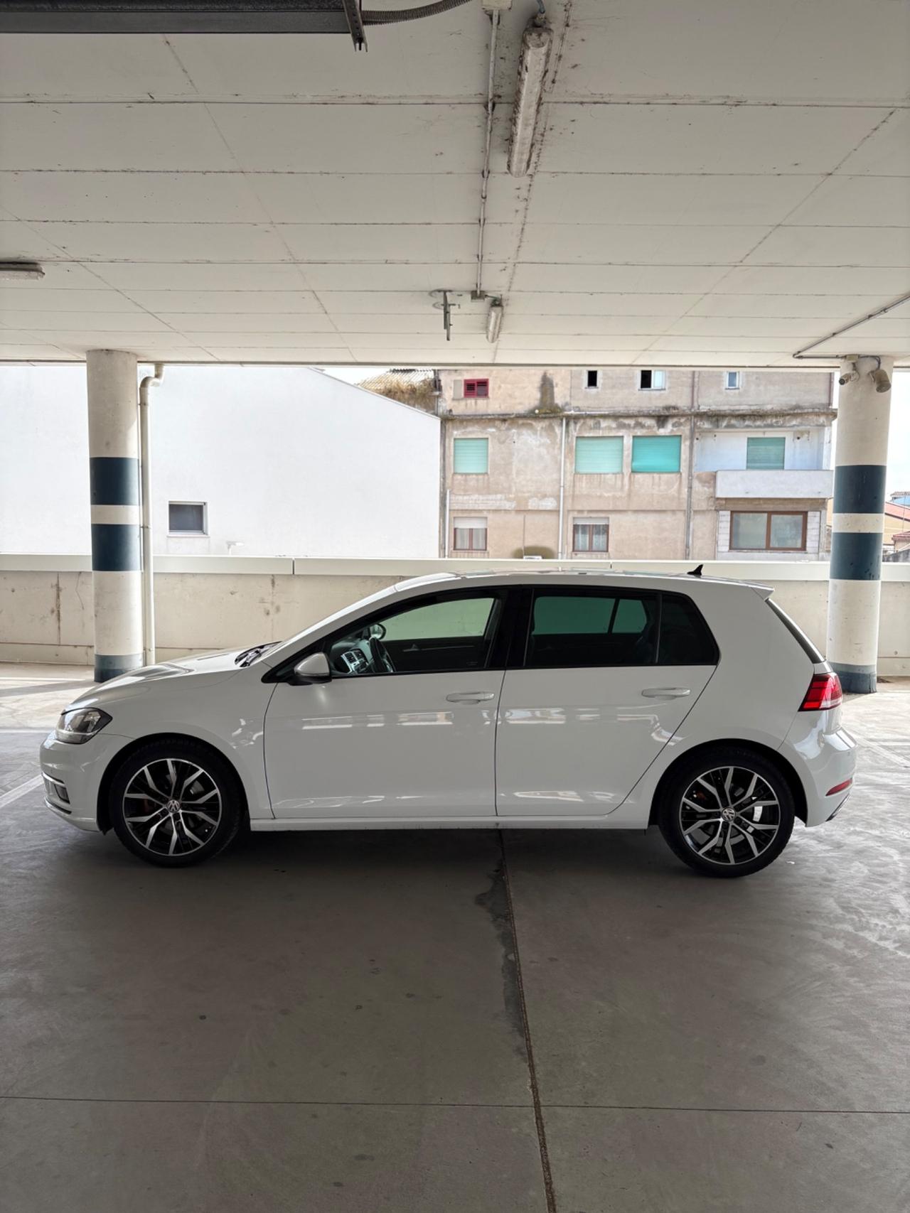 Volkswagen Golf 1.6 TDI 115 CV DSG 5p. Sport BlueMotion Technology