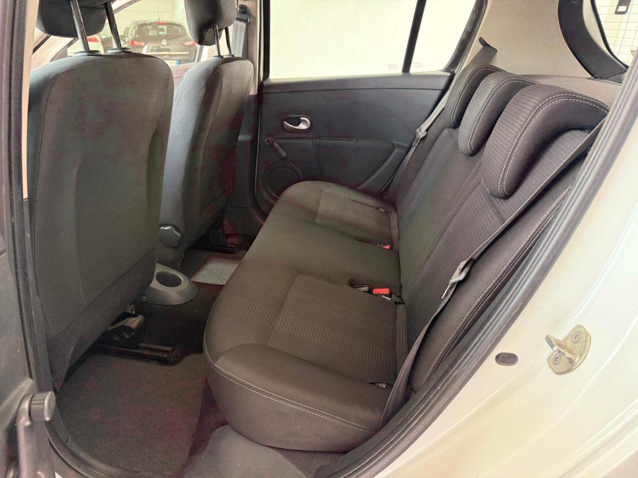 Renault Clio 1.2 16V 5 porte Live!