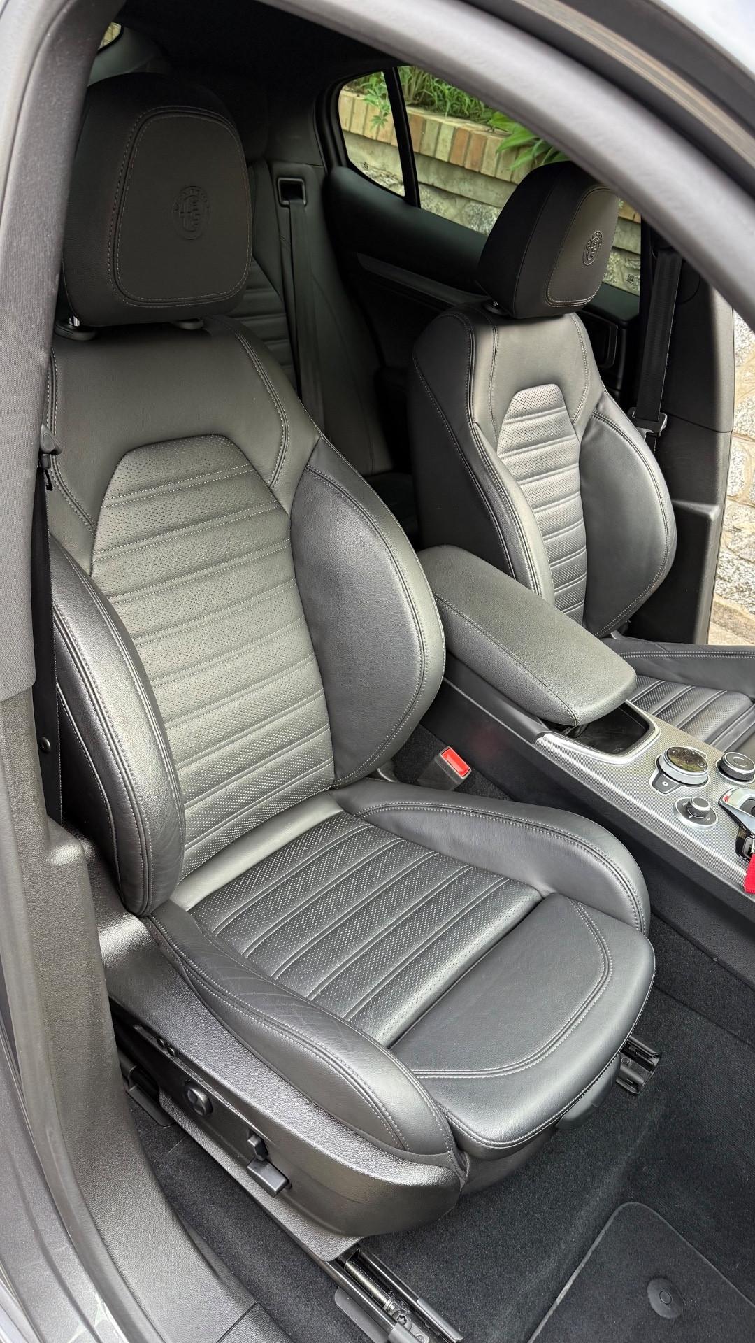 Alfa Romeo Stelvio 2.2 Turbodiesel 210 CV AT8 Q4 Veloce