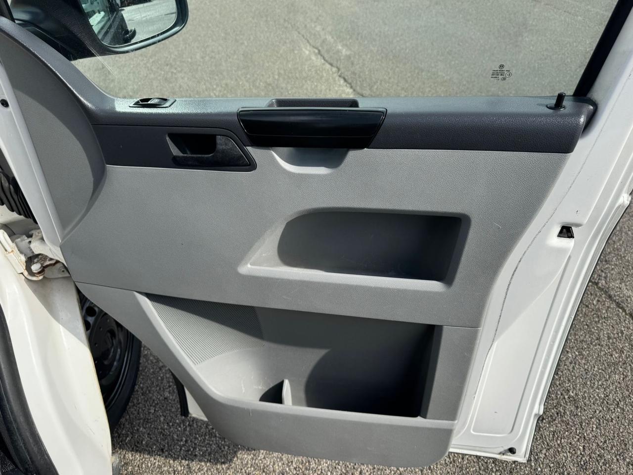 Volkswagen Transporter 2.0 Diesel 9 POSTI