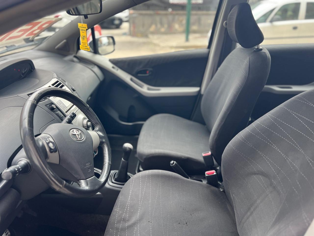 Toyota Yaris 1.0 – Anno 2006