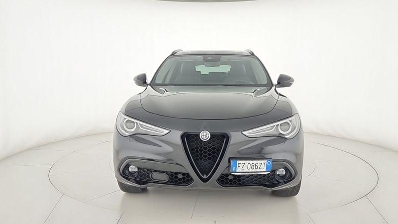 Alfa Romeo Stelvio 2.2 T B-Tech 210 CV AT8 Q4