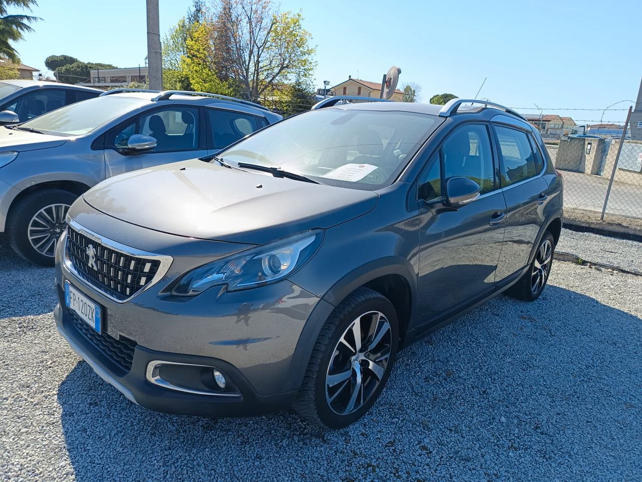 Peugeot 2008 BlueHDi 100 S&S Allure Tua a 178€/Mese