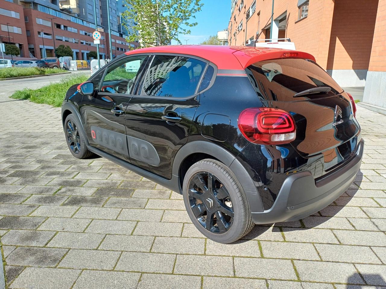 Citroen C3 PureTech 110 S&amp;amp;amp;S Shine