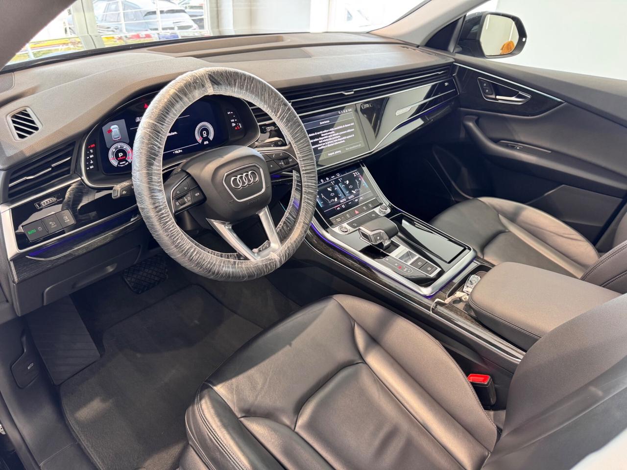 Audi Q8 50 TDI 286 CV quattro tiptronic s-line black edition tetto apribile