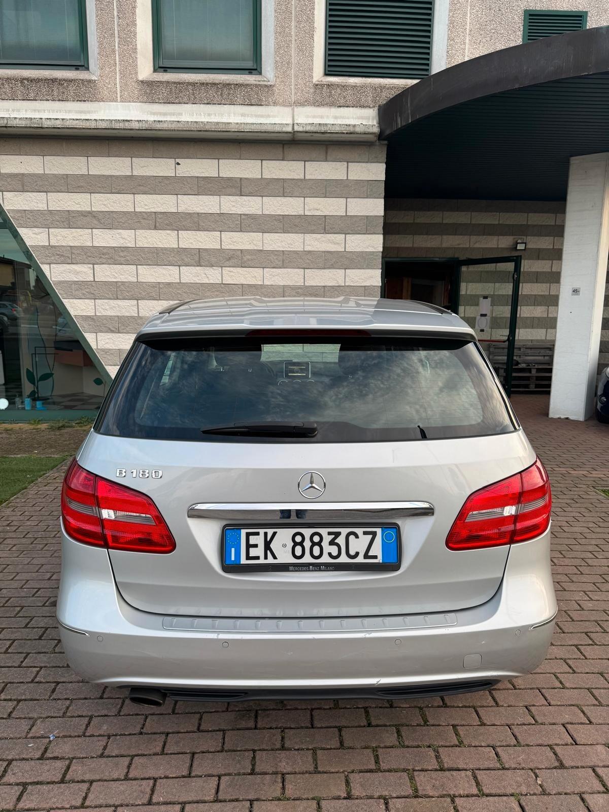Mercedes-benz B 180 BlueEFFICIENCY Premium
