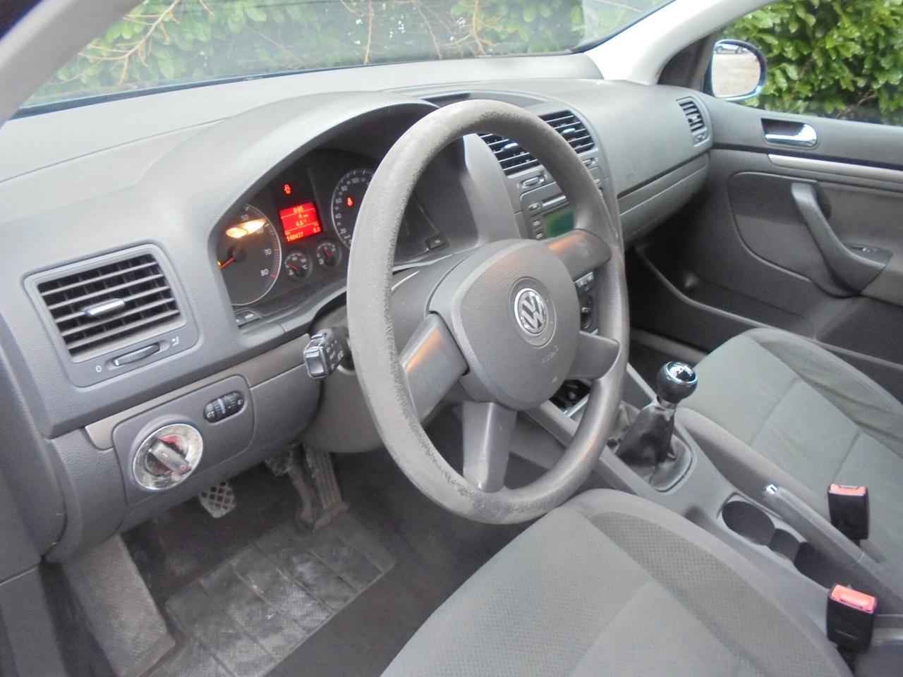 Volkswagen Golf 1.6 16V FSI 5p. Comfortline