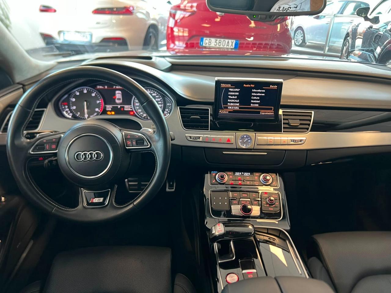 Audi A8 S8 4.0 TFSI quattro tiptronic plus
