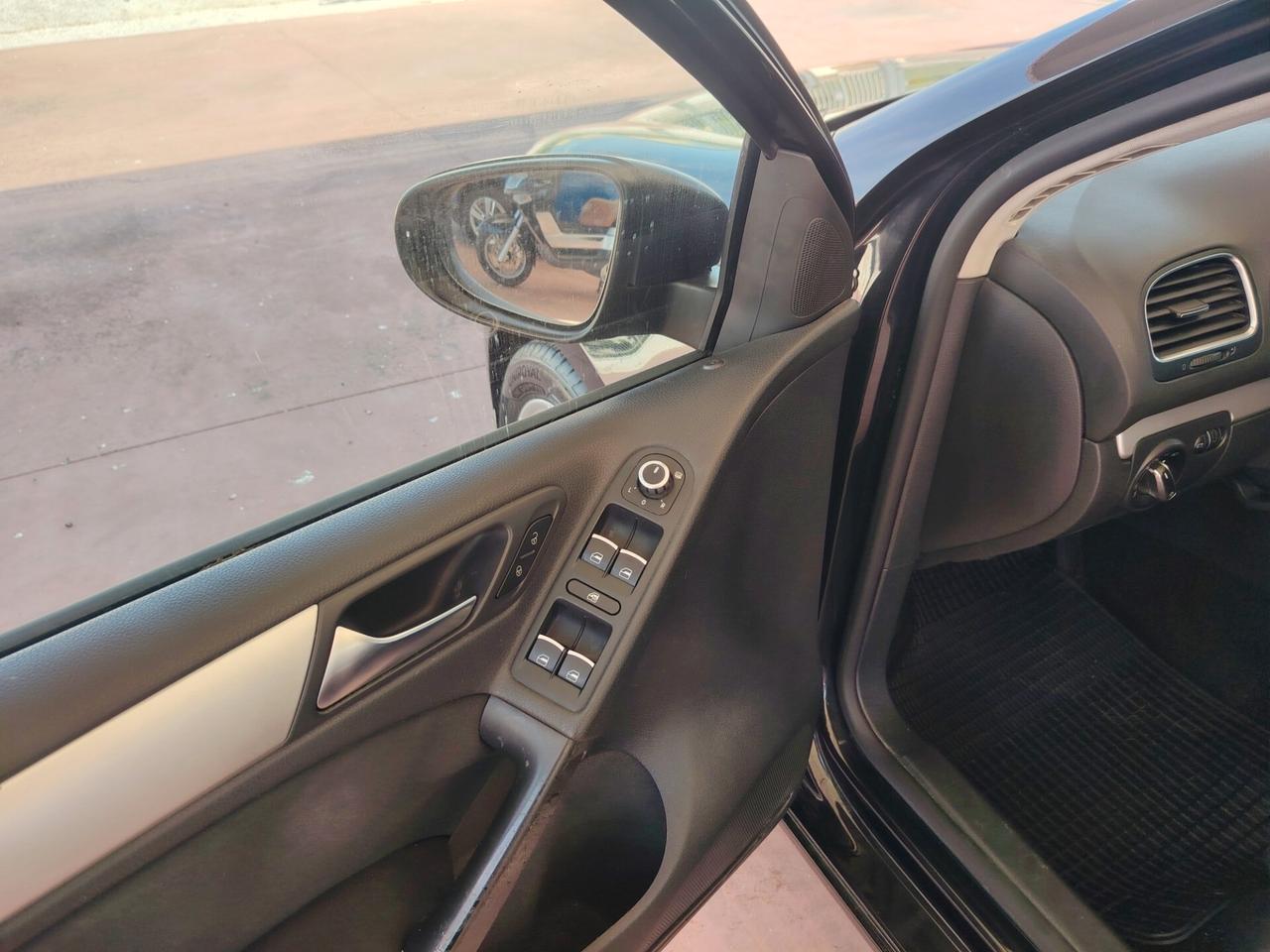 Volkswagen Golf 1.6 TDI DPF 5p. Trendline