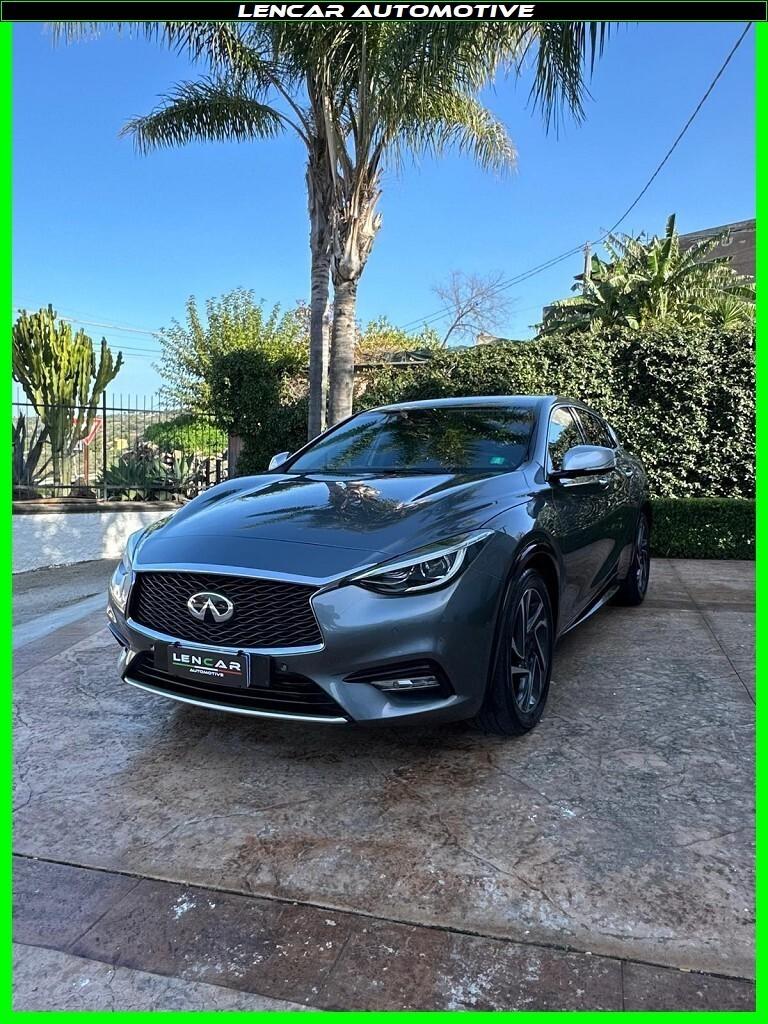 Infiniti Q30 1.5 Diesel DCT Premium