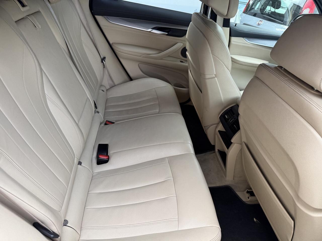 BMW X6 30D X-DRIVE M SPORT FULL OPTIONAL
