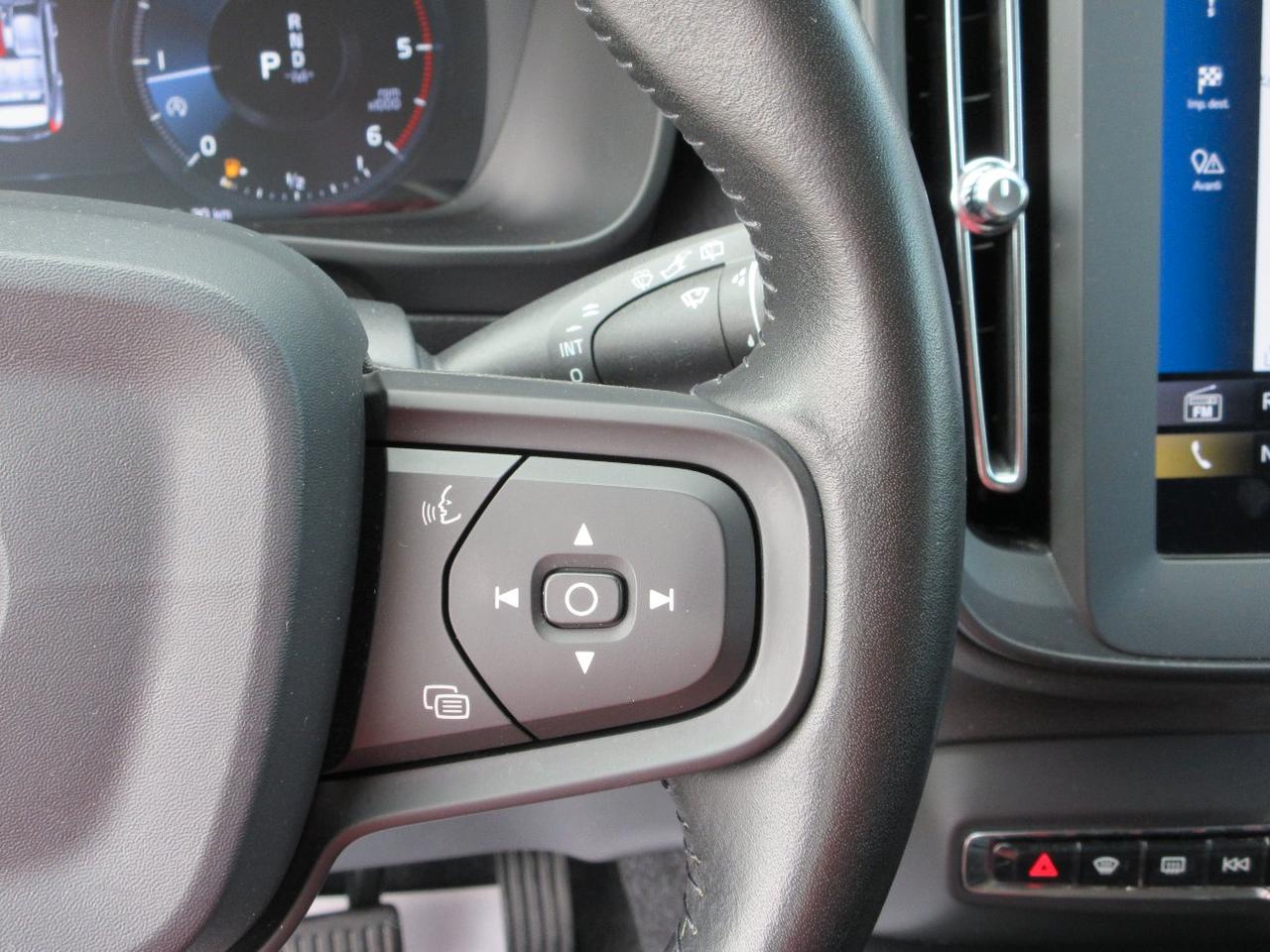 Volvo XC40 2.0 d3 Business AWD Geartronic
