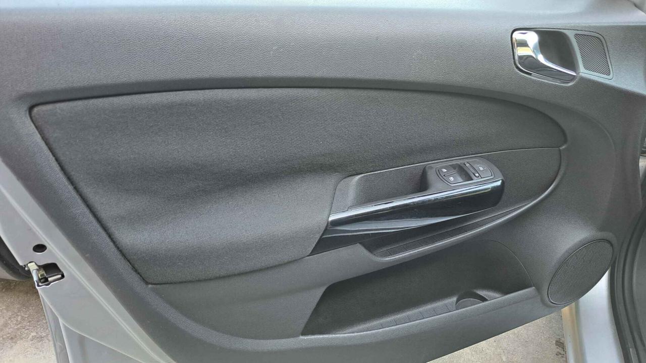 Opel Corsa 1.2 80CV GPL-TECH Enjoy