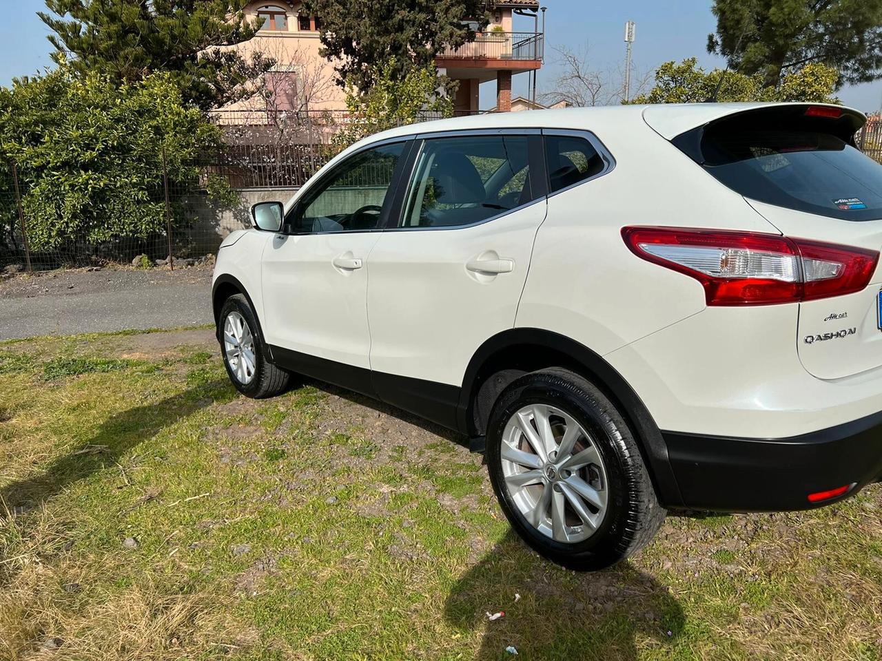 Nissan Qashqai 1.5dCi PARI AL NUOVO FULL 2014