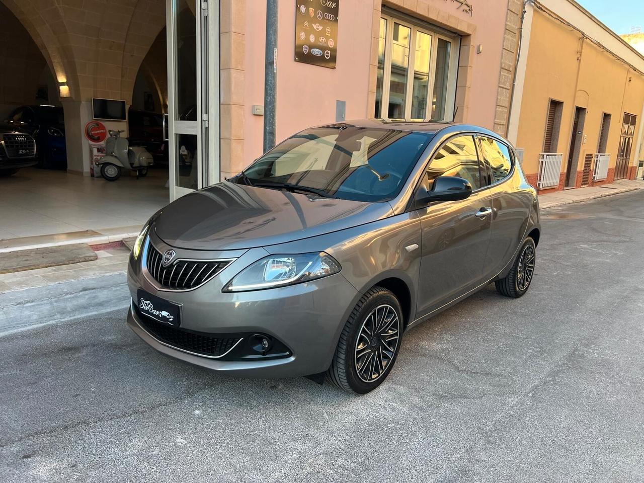 LANCIA YPSILON 1.2 GOLD BENZ - GPL 69CV OK NEOPATENTATI ANNO 2022