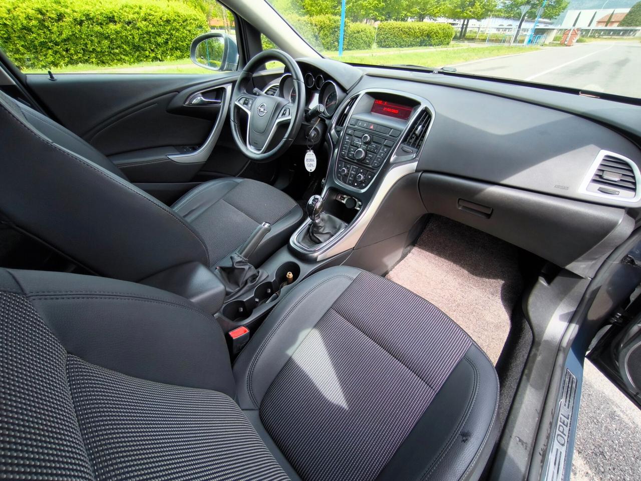 OPEL ASTRA SW 1,4 G.P.L. VALIDO FINO AL 2034