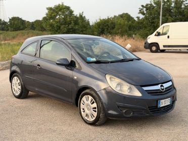 Opel Corsa 1.2 3 porte Club