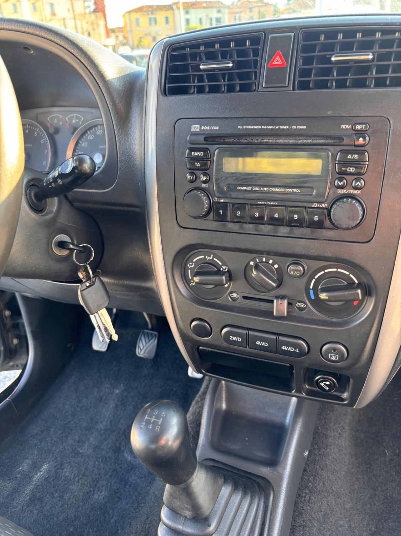 Suzuki Jimny 1.3i 16V cat 4WD JLX