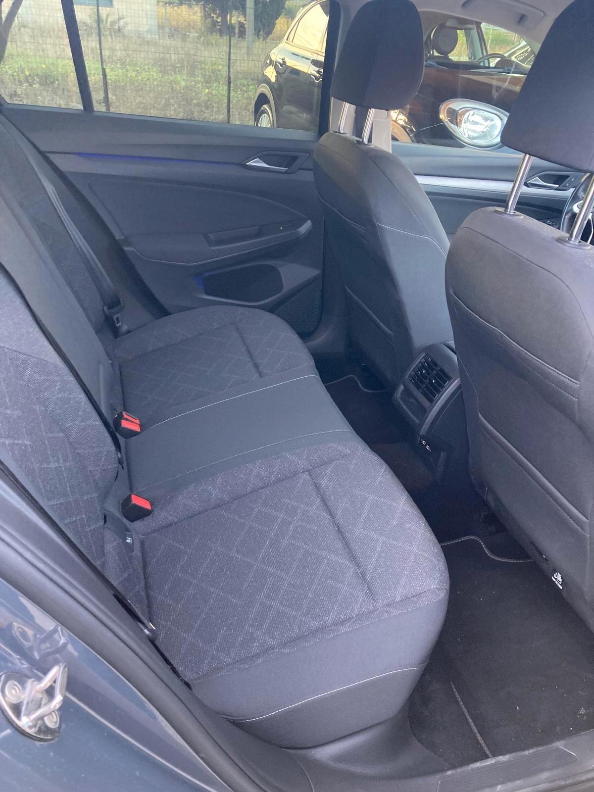 Volkswagen Golf 2.0 TDI SCR Style