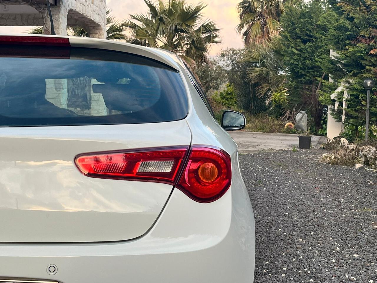 Alfa Romeo Giulietta 1.6 JTDm-2 105 CV IMPECCABILE