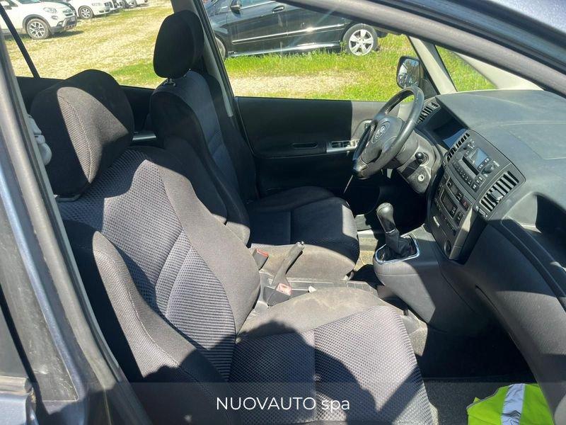 Toyota Corolla Corolla Verso 1.6 vvt-i INCIDENTATA