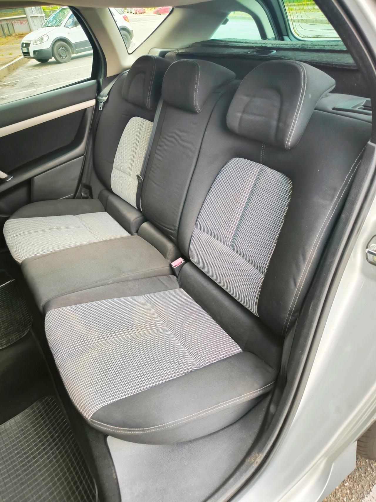 Peugeot 407 1.8 SW Premium GPL